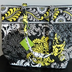 VERA BRADLEY TOTE